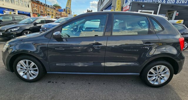 Volkswagen Polo 1.2 Tsi Bluemotion Tech Se Hatchback GN65ZTO Grey #4