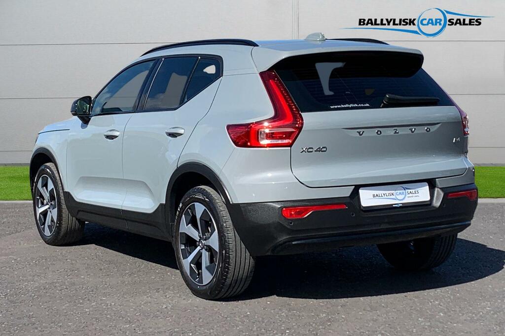 Volvo XC40 2.0 B4 197Ps Plus Dark In Grey With 20K YJ74ZLB Grey #2
