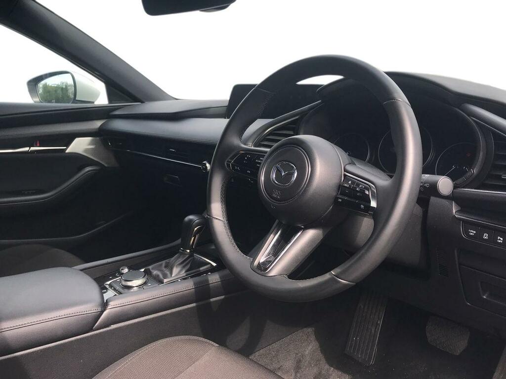 Mazda 3 2.5 E-skyactiv G Mhev 140 Exclusive-line MF25VKO White #3