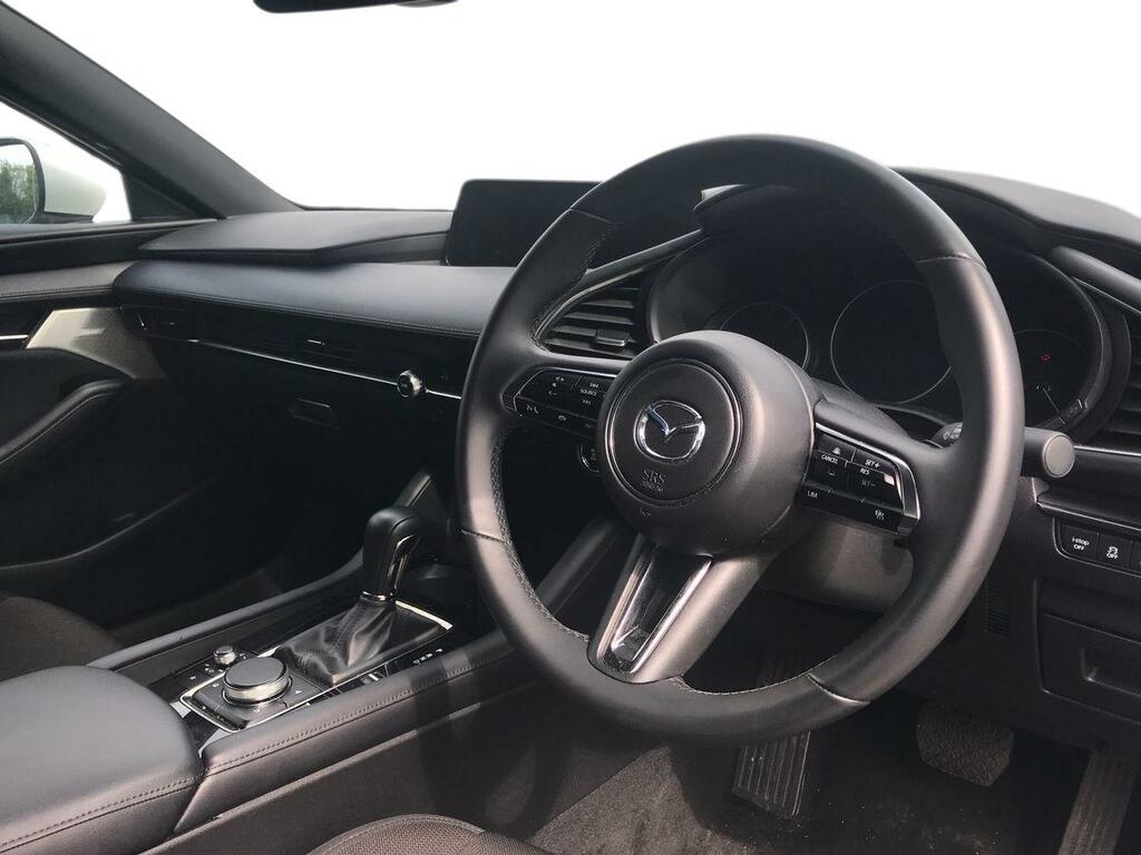 Mazda 3 2.5 E-skyactiv G Mhev 140 Exclusive-line MF25VKO White #4