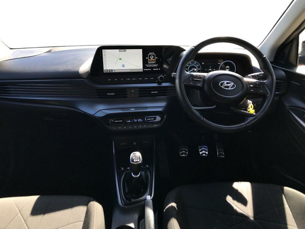 Hyundai Bayon 1.0 Tgdi 48V Mhev Premium YGZ7662 Grey #4