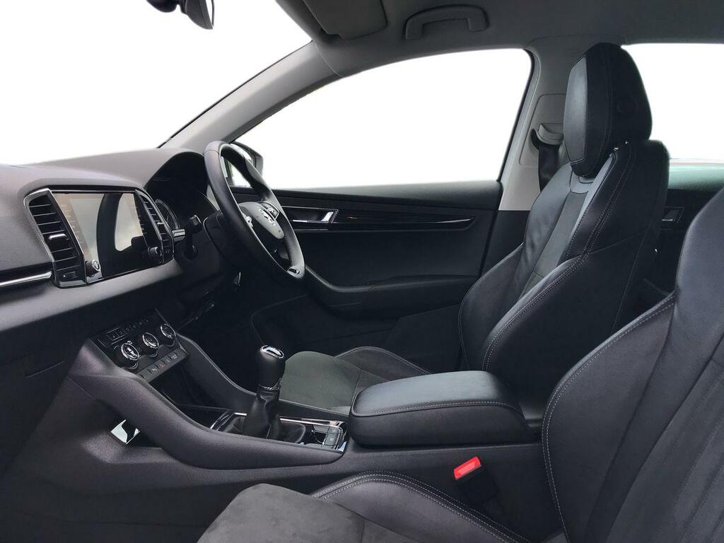 Skoda Karoq 1.0 Tsi Se L White #5