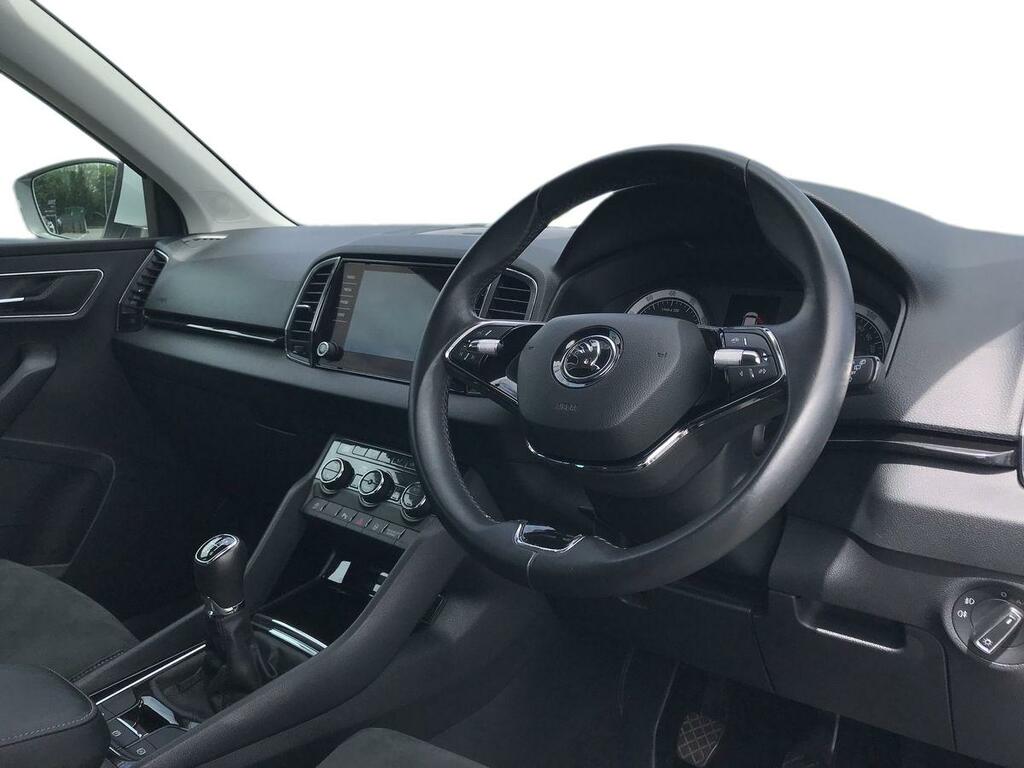 Skoda Karoq 1.0 Tsi Se L White #4