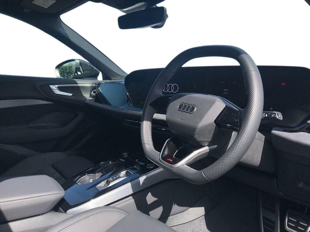 Audi A5 2.0 Tfsi 204 Edition 1 S Tronic SD75YCG Black #3
