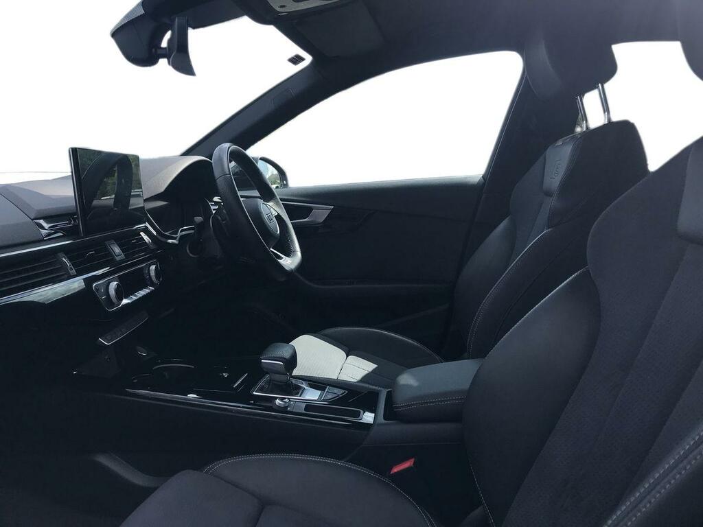 Audi A4 35 Tfsi Black Edition S Tronic YH22URV Black #5