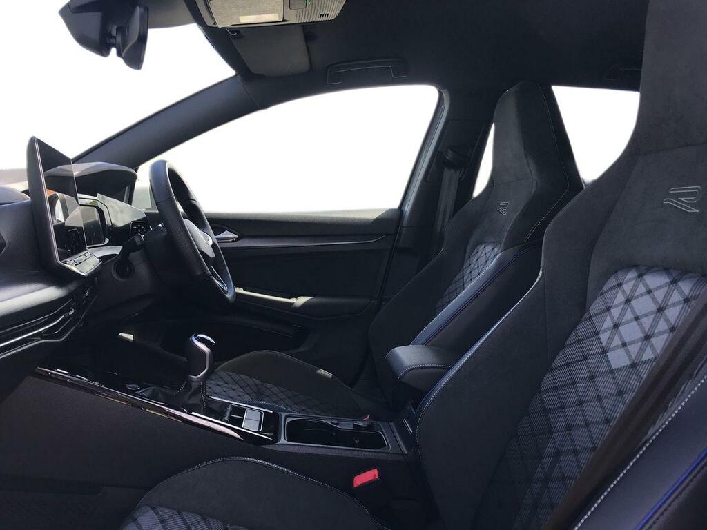 Volkswagen Golf 1.5 Tsi 150 R-line AE25VPV Grey #6