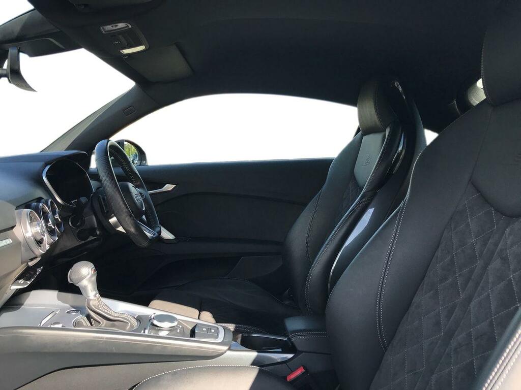Audi TT 40 Tfsi Black Edition S Tronic Black #6