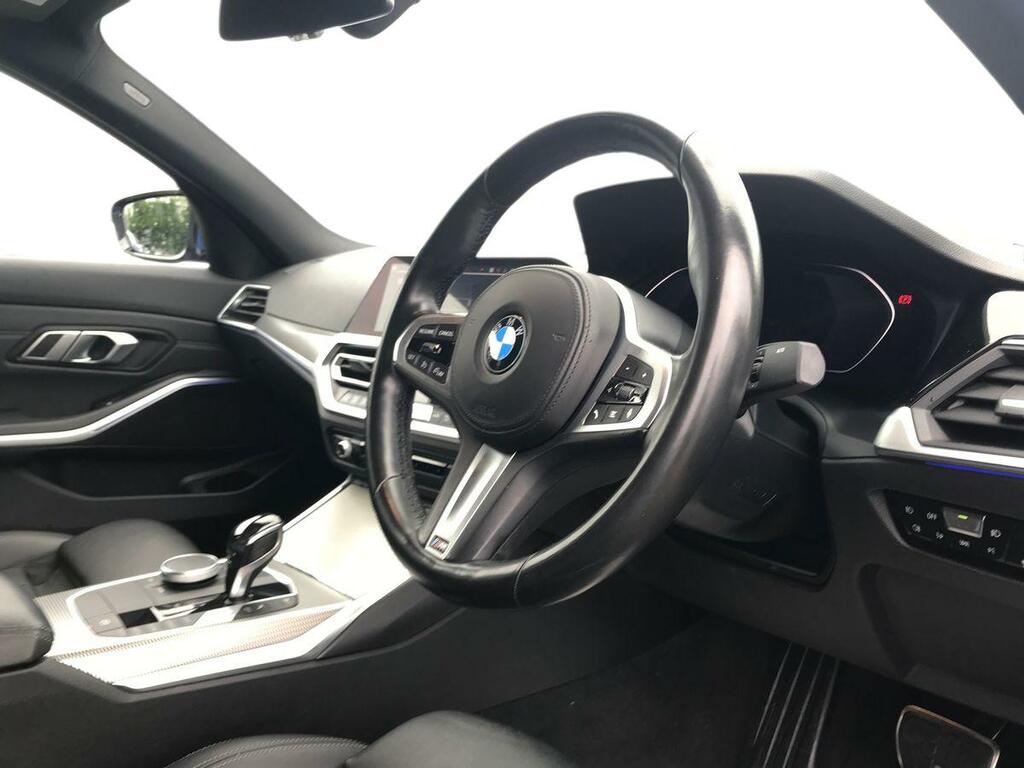 BMW 3 Series 320I M Sport Step YA69KUH Blue #3