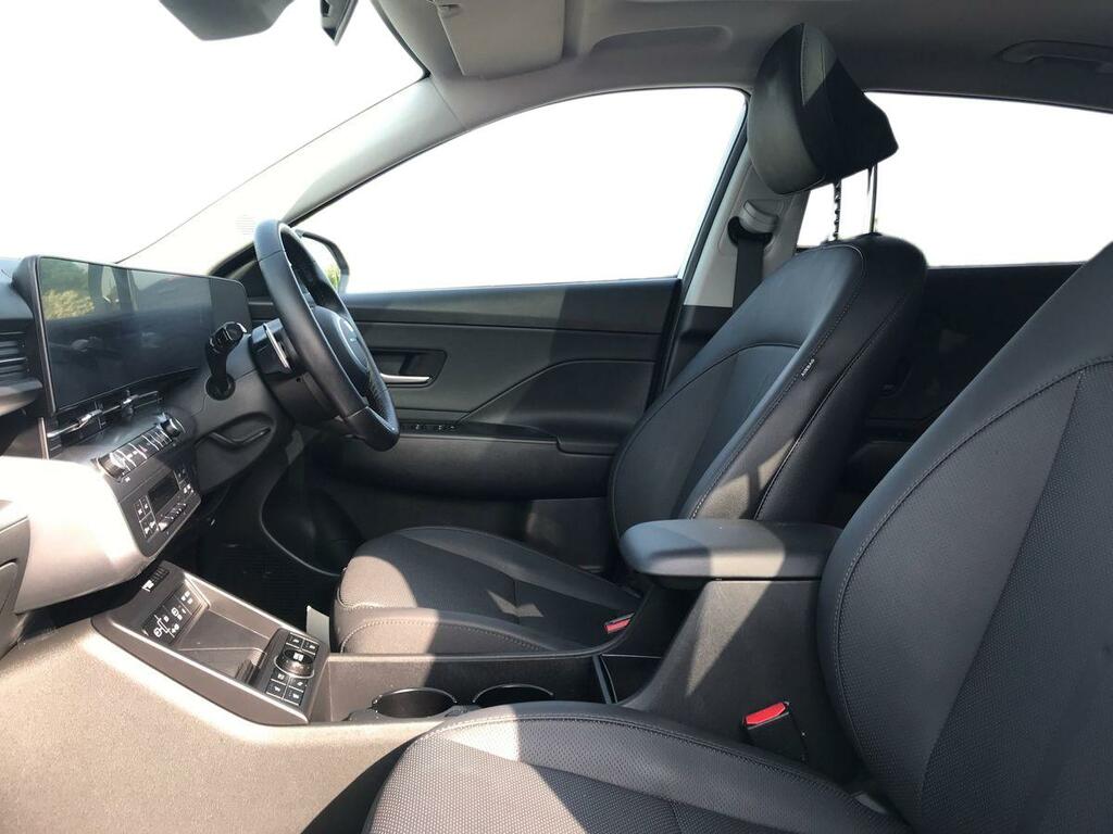 Hyundai Kona 1.6 Hybrid 129 Ultimate Dct YX25PZL White #6