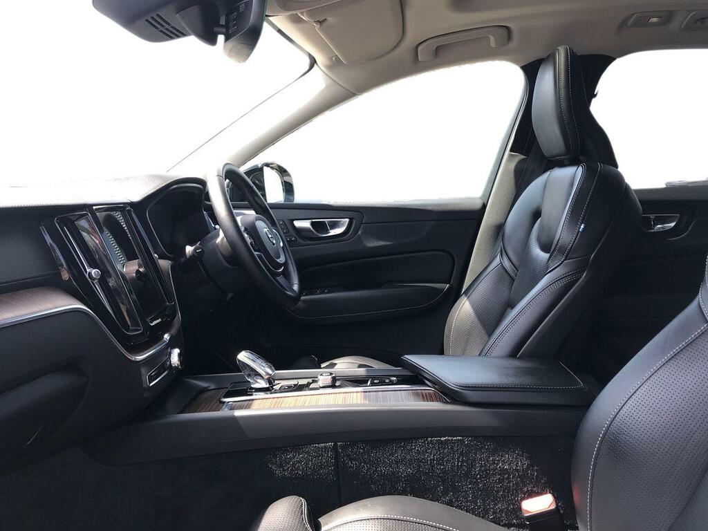 Volvo XC60 2.0 T8 455 Rc Phev Ultimate Dark Awd Gtron KX23HWC White #5