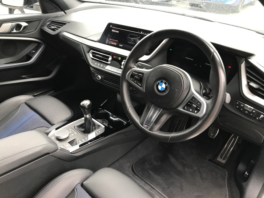 BMW 1 Series 118I 136 M Sport Live Cockpit Professional YG22XUT White #3
