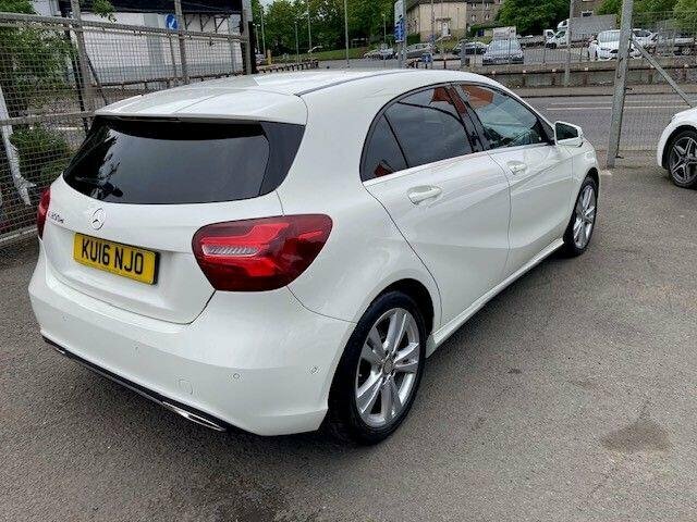 Mercedes-Benz A Class A200d Sport Premium 7G-dct KU16NJO White #3