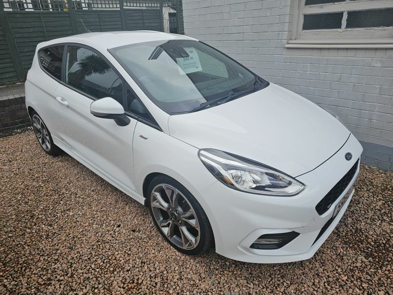 Ford Fiesta 1.0 Ecoboost St-line White