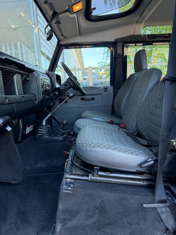 Land Rover Defender 110 110 2.5 Td5 County Green #19