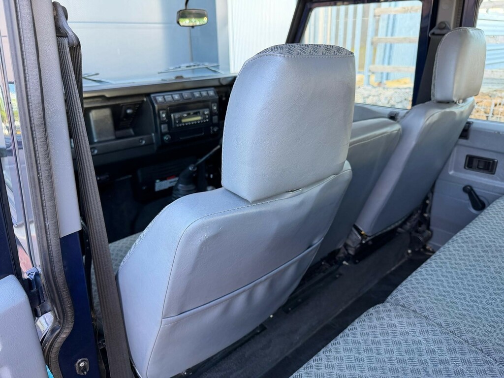 Land Rover Defender 110 110 2.5 Td5 County Green #27