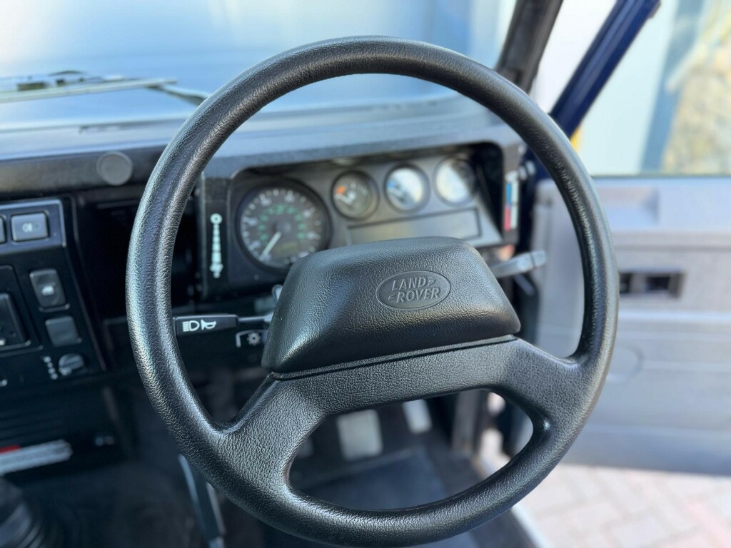 Land Rover Defender 110 110 2.5 Td5 County Green #14