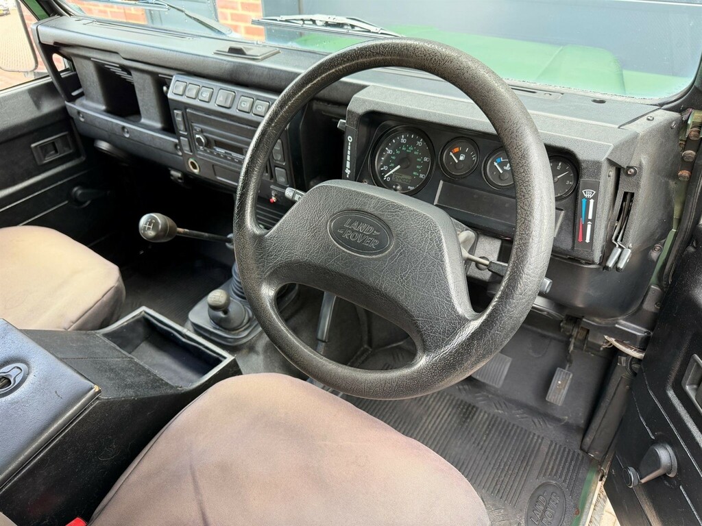 Land Rover Defender 90 Blue #13