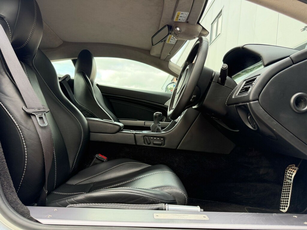 Aston Martin Vantage S Sportshift Black #12