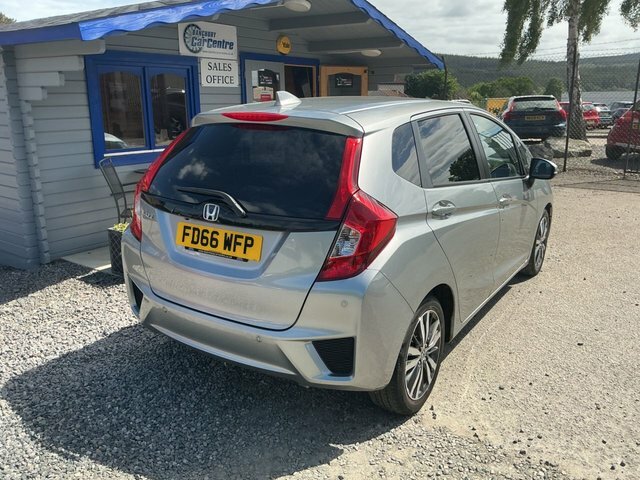 Honda Jazz 2016 1.3 I-vtec Ex Navi Hatchback Cvt E Silver #3