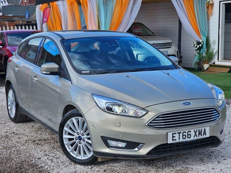 Ford Focus 1.5 Tdci Titanium X Silver