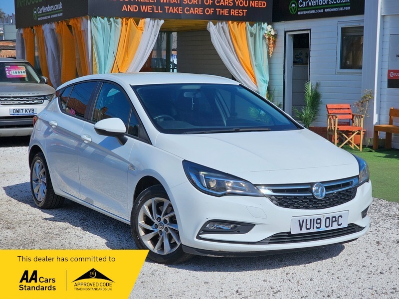 Vauxhall Astra 1.6 Cdti Blueinjection Tech White