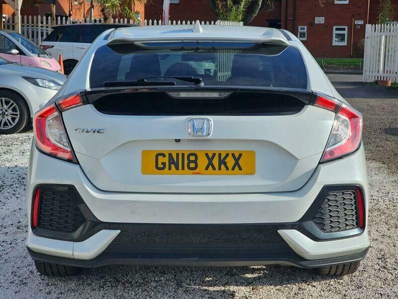 Honda Civic 1.0 Vtec Turbo Ex GN18XKX White #5
