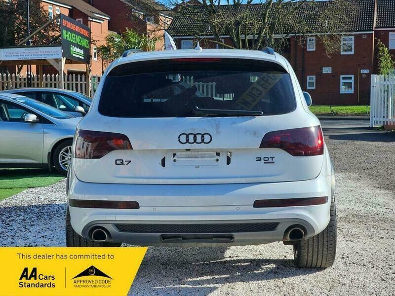 Audi Q7 3.0 Tdi V6 S WJ13FFG White #6