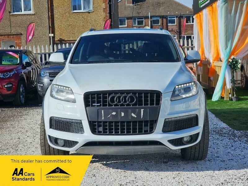 Audi Q7 3.0 Tdi V6 S WJ13FFG White #2
