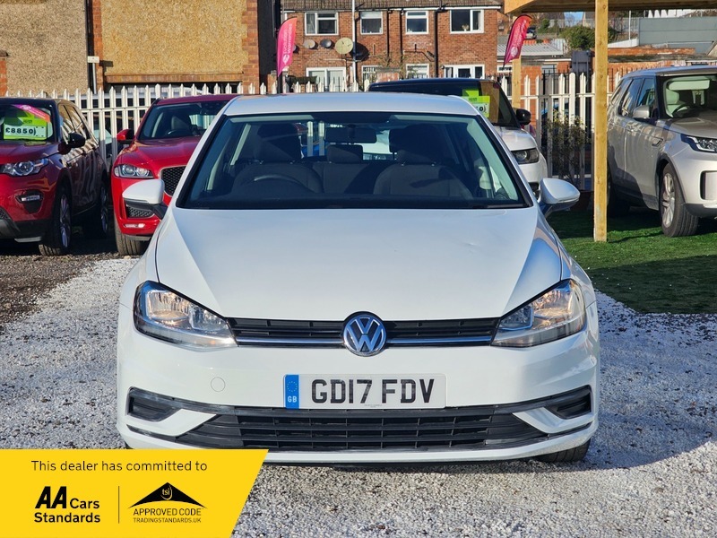 Volkswagen Golf 1.0 Tsi Bluemotion Tech GD17FDV White #2