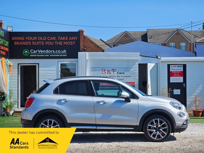 Fiat 500X 1.6 Multijetii Cross Plus WNZ3102 White #4