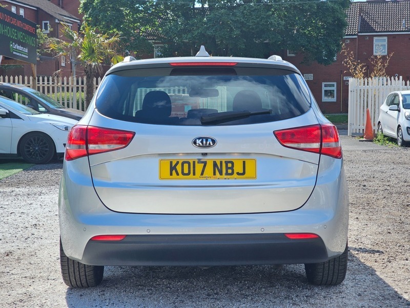 Kia Ceed 1.6 Crdi 3 Sportswagon KO17NBJ Silver #6
