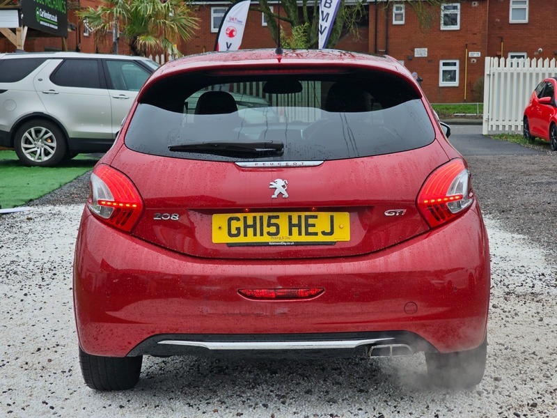 Peugeot 208 1.6 Thp Gti Euro Red #6