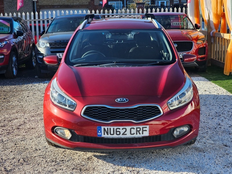 Kia Ceed 1.4 Crdi Ecodynamics 1 Red #2
