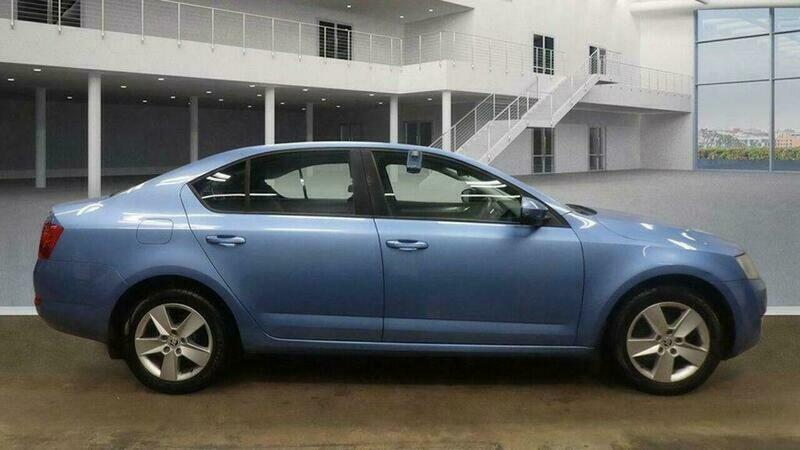 Skoda Octavia 1.4 Tsi Se Euro Blue #6