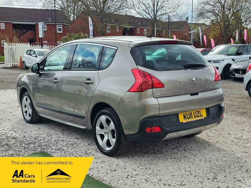 Peugeot 3008 1.6 Hdi Exclusive Egc KU11UZL Grey #5