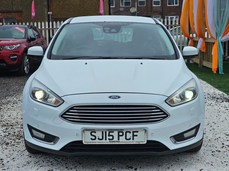Ford Focus 1.5 Tdci Titanium X SJ15PCF White #2