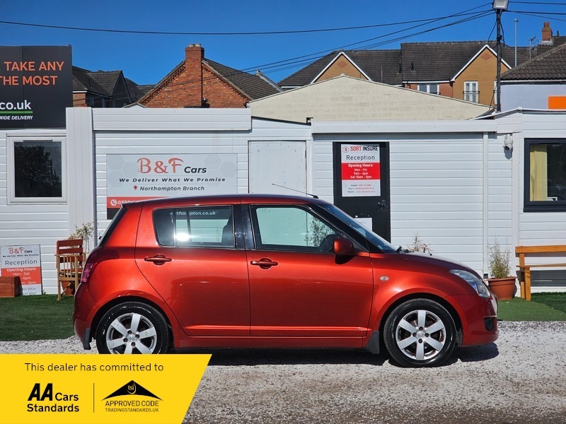 Suzuki Swift 1.5 Glx Orange #4