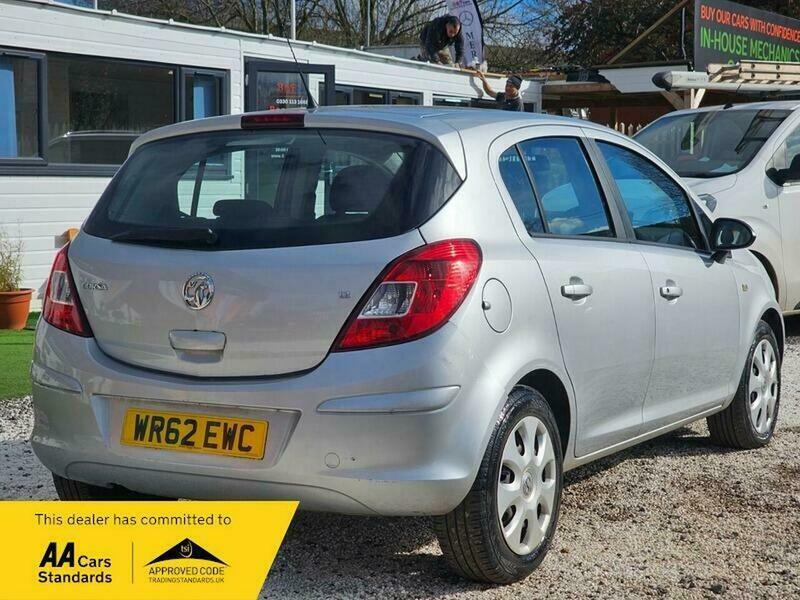 Vauxhall Corsa 1.2I Ecoflex 16V Exclusiv Silver #5