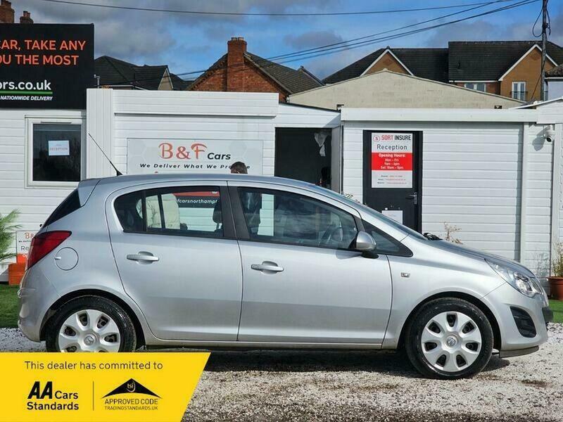 Vauxhall Corsa 1.2I Ecoflex 16V Exclusiv Silver #4