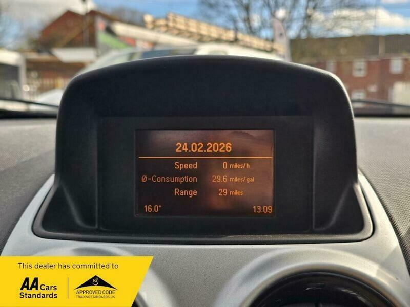 Vauxhall Corsa 1.2I Ecoflex 16V Exclusiv Silver #3