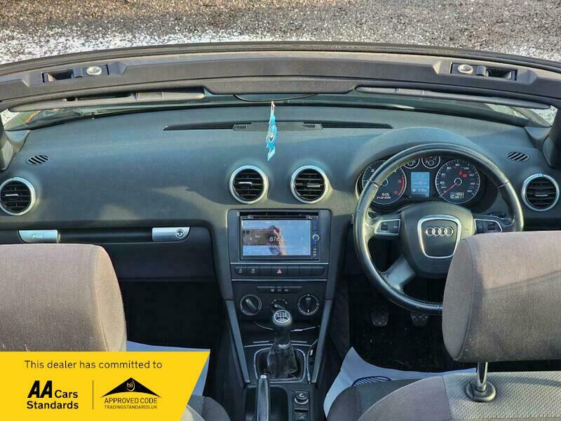 Audi A3 Cabriolet 1.6 Tdi Technik Euro Black #3