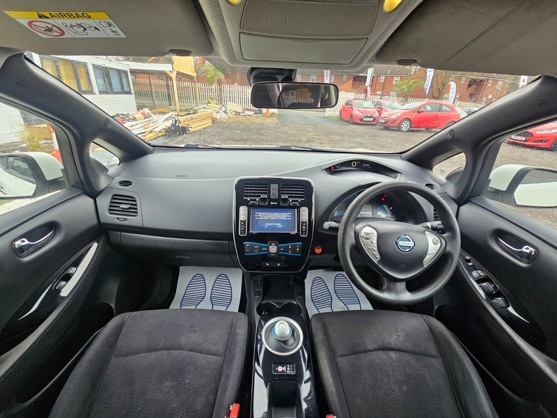 Nissan Leaf 24Kwh Acenta RO14FEF White #3