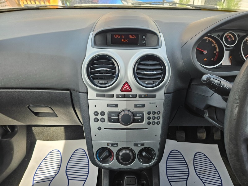 Vauxhall Corsa 1.3 Cdti Ecoflex Exclusiv KU61NFC Yellow #3