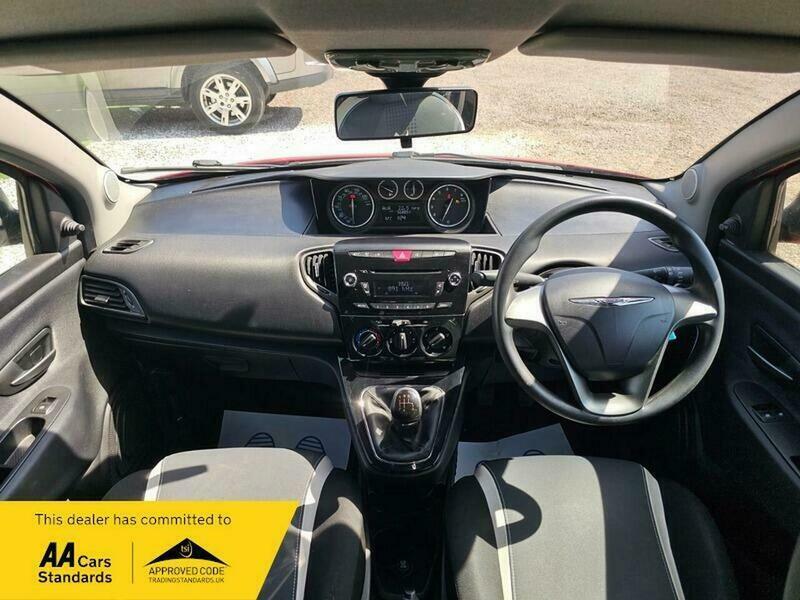 Chrysler Ypsilon 1.2 Silver Euro 6 BP14XAC  #3