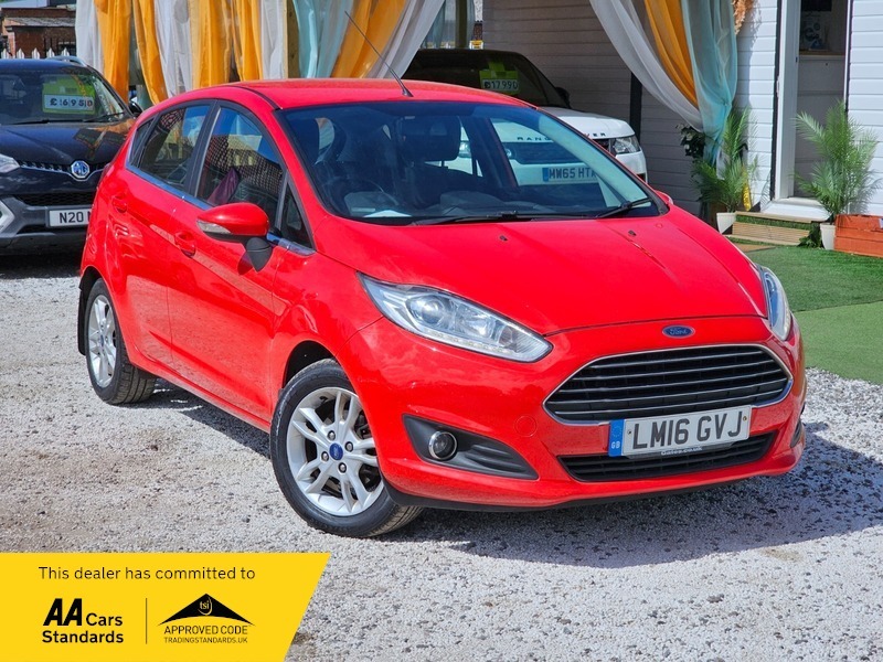 Ford Fiesta 1.0T Ecoboost Zetec Euro Red