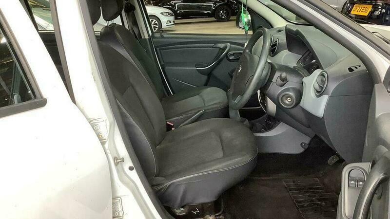 Dacia Duster 1.6 Access Euro 5 MV13WFC White #3