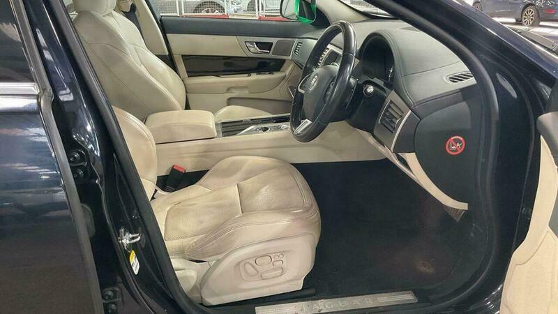Jaguar XF 3.0D S V6 Premium YD61DLO Blue #4