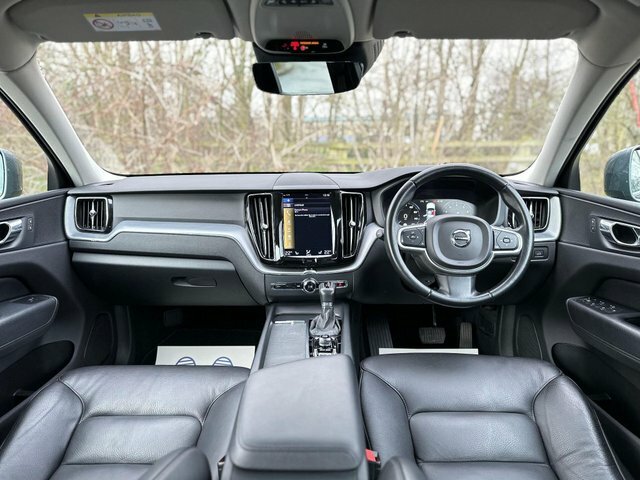 Volvo XC60 2.0 T5 Momentum Awd Euro 6 S S Grey #3