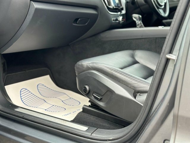Volvo XC60 2.0 T5 Momentum Awd Euro 6 S S Grey #6