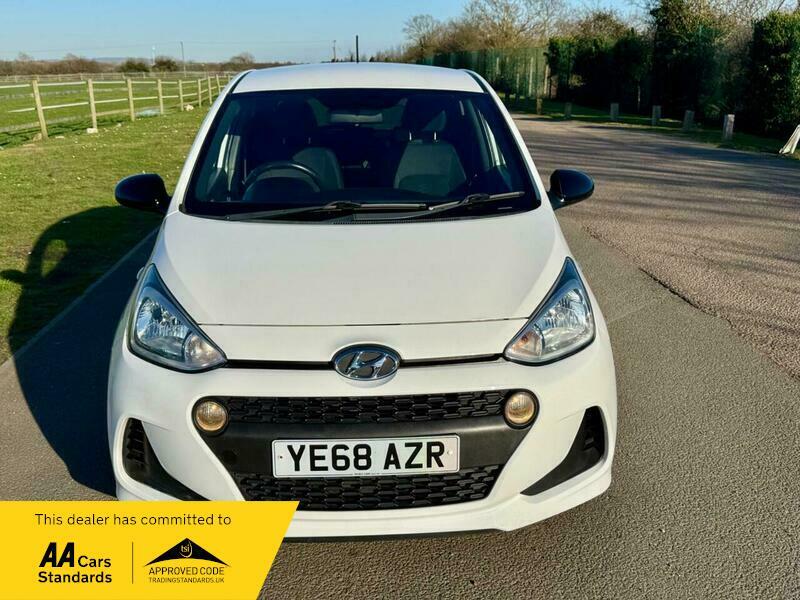 Hyundai I10 1.0 Go Se Euro YE68AZR White #2